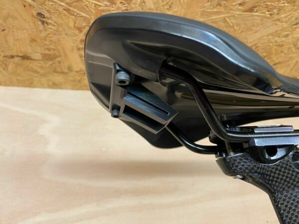 Topeak Aero Wedge Quick Clip to Specialized SWAT Saddle Mount - Image 2