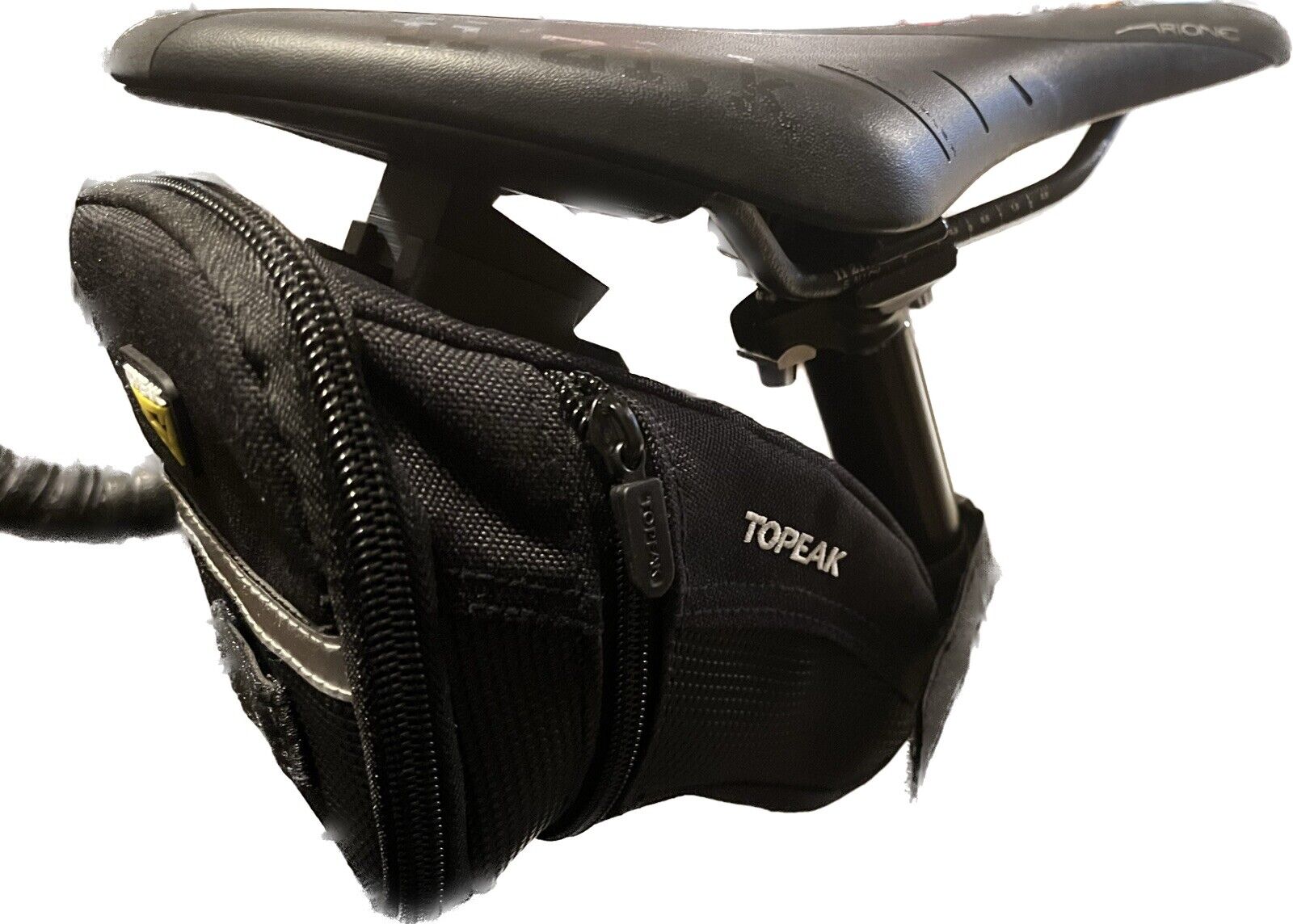 Topeak Aero Wedge Quick Clip to Fizik ICS Saddle Mount - Squashyware